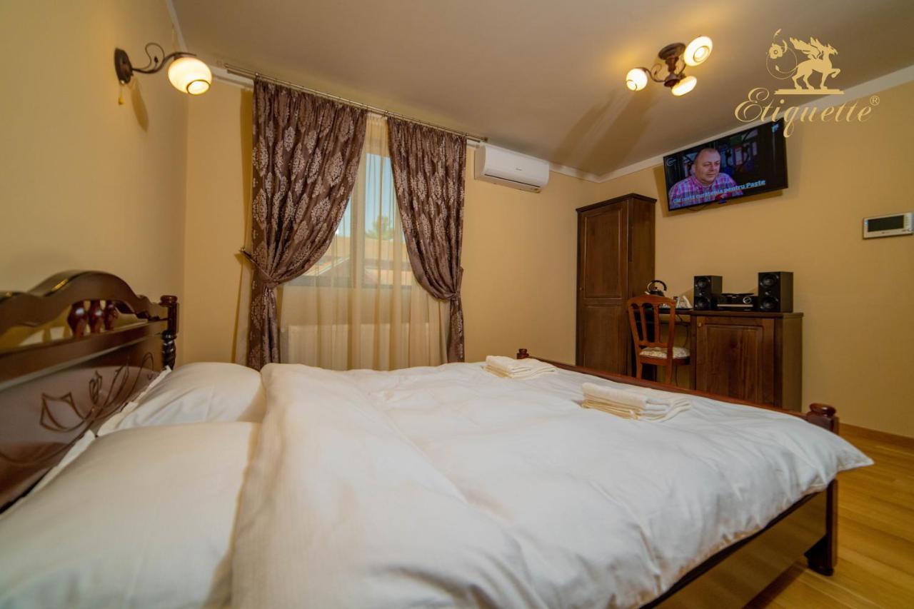 Villa Etiquette Deva Esterno foto