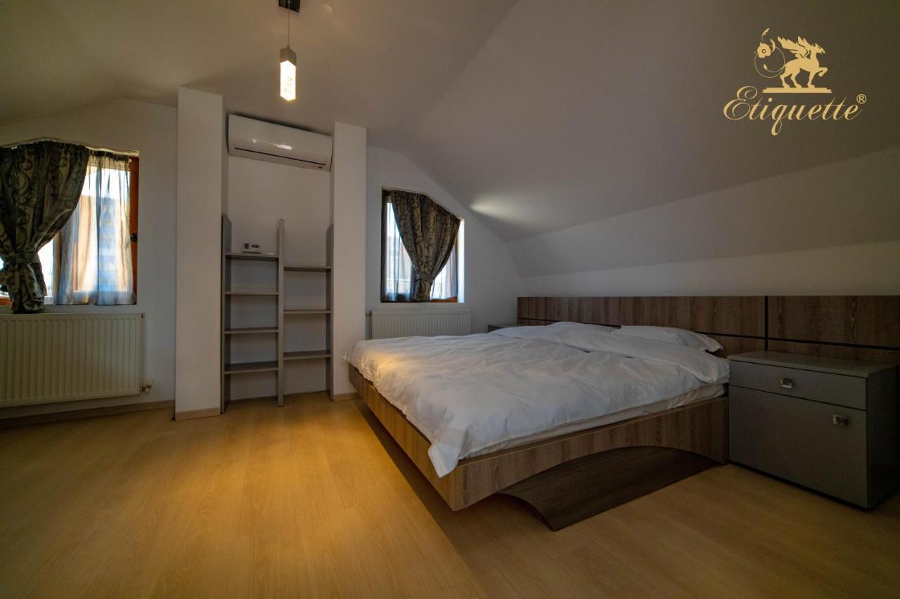 Villa Etiquette Deva Esterno foto