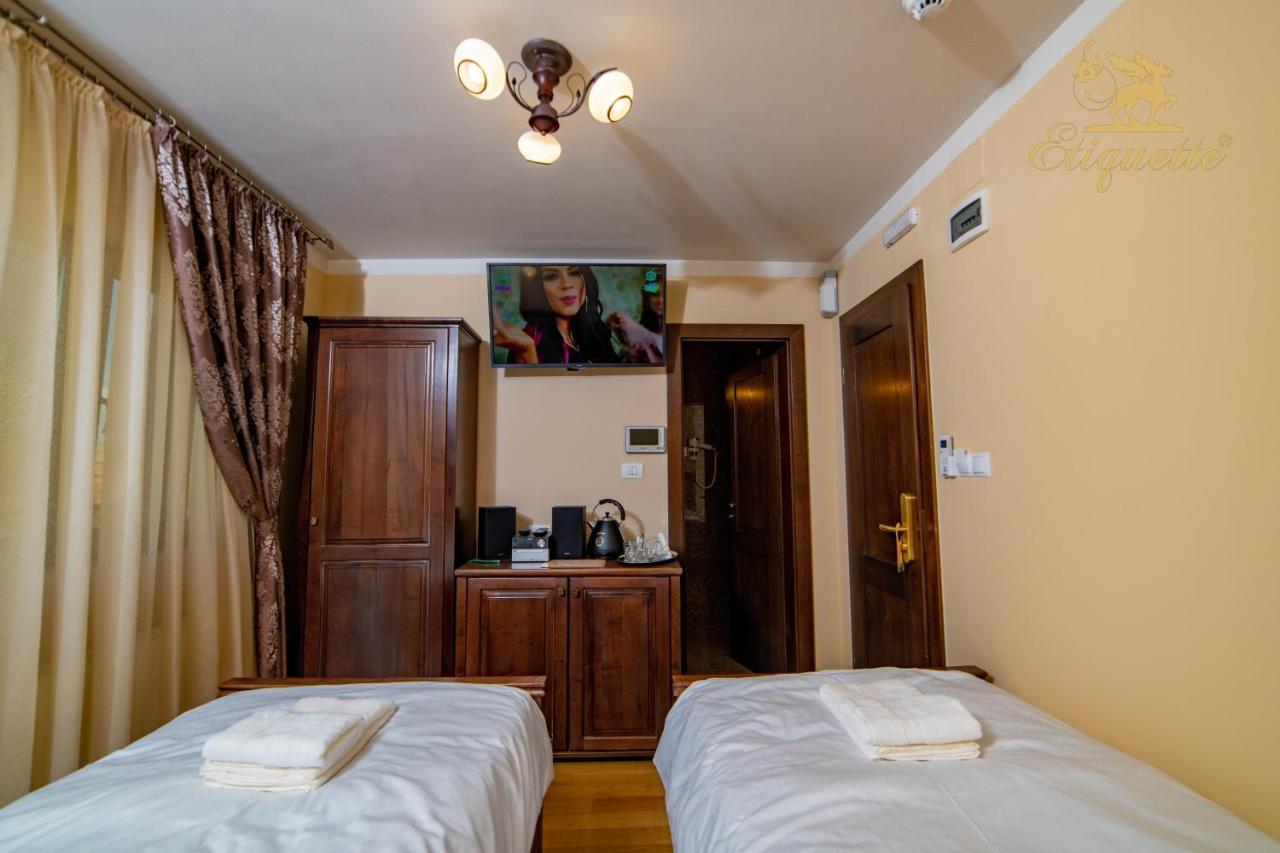 Villa Etiquette Deva Esterno foto