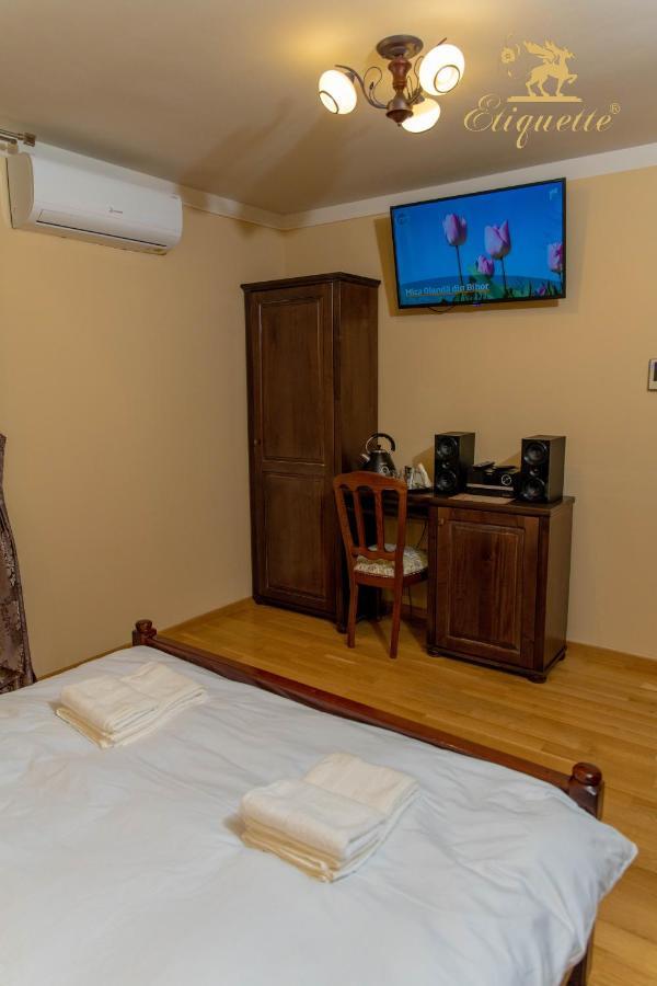 Villa Etiquette Deva Esterno foto
